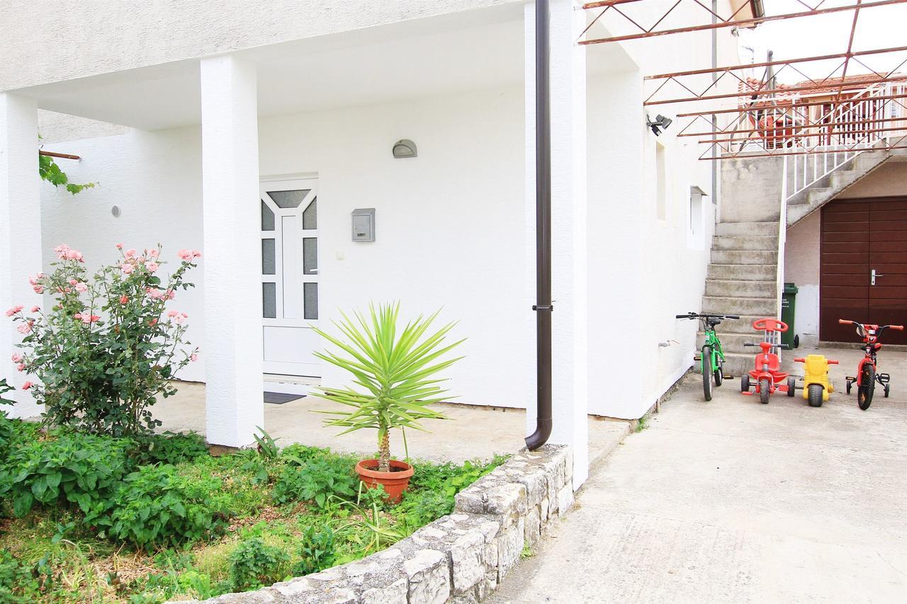 טרוגיר Apartment Anica מראה חיצוני תמונה